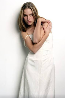 Piper Perabo Photoshoots in Long White Dress