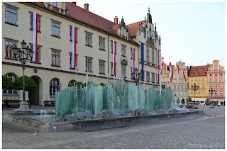 Kamienice i rynek we Wrocławiu