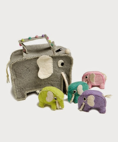 En Gry and Sif Elephant bag with four baby elephants