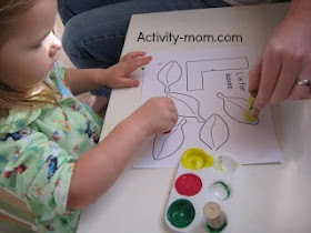 toddler painting