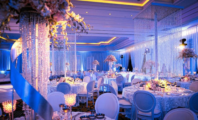 luxurious-wedding-reception-decoration-ideas-with-sparkling-lamp-centerpieces