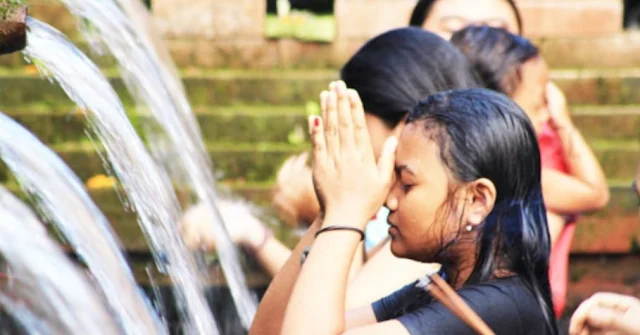 16 Pura Tempat Melukat di Bali yang Sangat di Percayai Untuk Menyembuhkan Segala Penyakit 