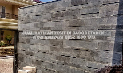 gambar pemasangan batu andesit untuk pagar rumah