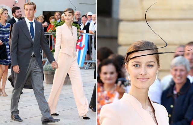 Beatrice Borromeo con tocado original