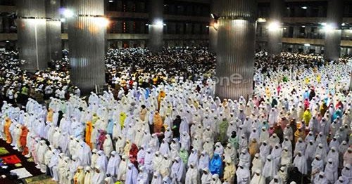 Tata Cara Niat dan Doa Shalat Sunat Tarawih - Doa Kamilin