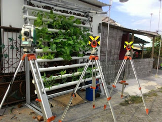 Ilmu Teknik Geodesi tidak bisa dipisahkan dng teknik ber-Hidroponik...... Sama-sama mempertimbangkan akurasi dan ketelitian tinggi.... Petani itu Akurat....