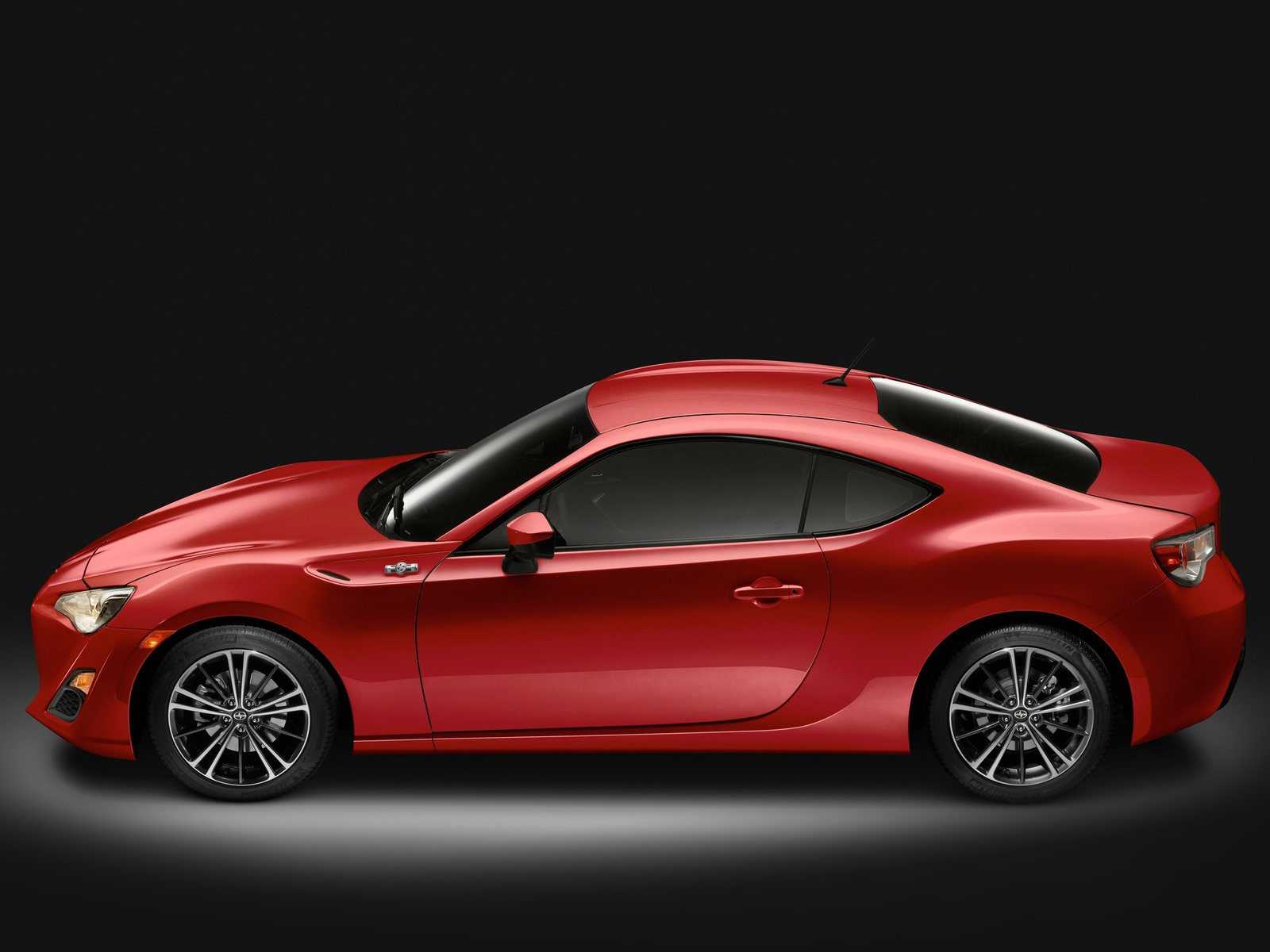 2013 SCION FR-S