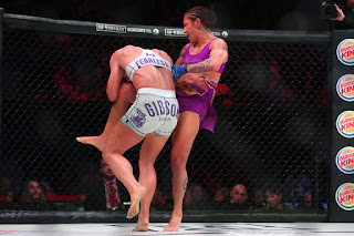 Cris Cyborg defeats Julia Dudd in debut