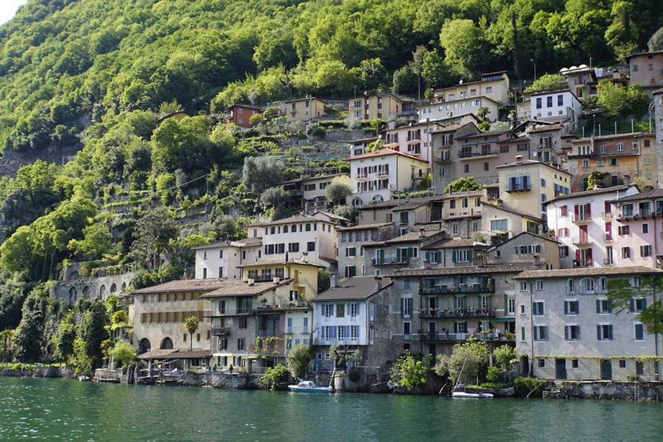 Les Voyages Des Couleurs 旅 Viaggio スイス ティチーノ地方ルガーノ ガンドリア村 Lugano Ticino Svizzera