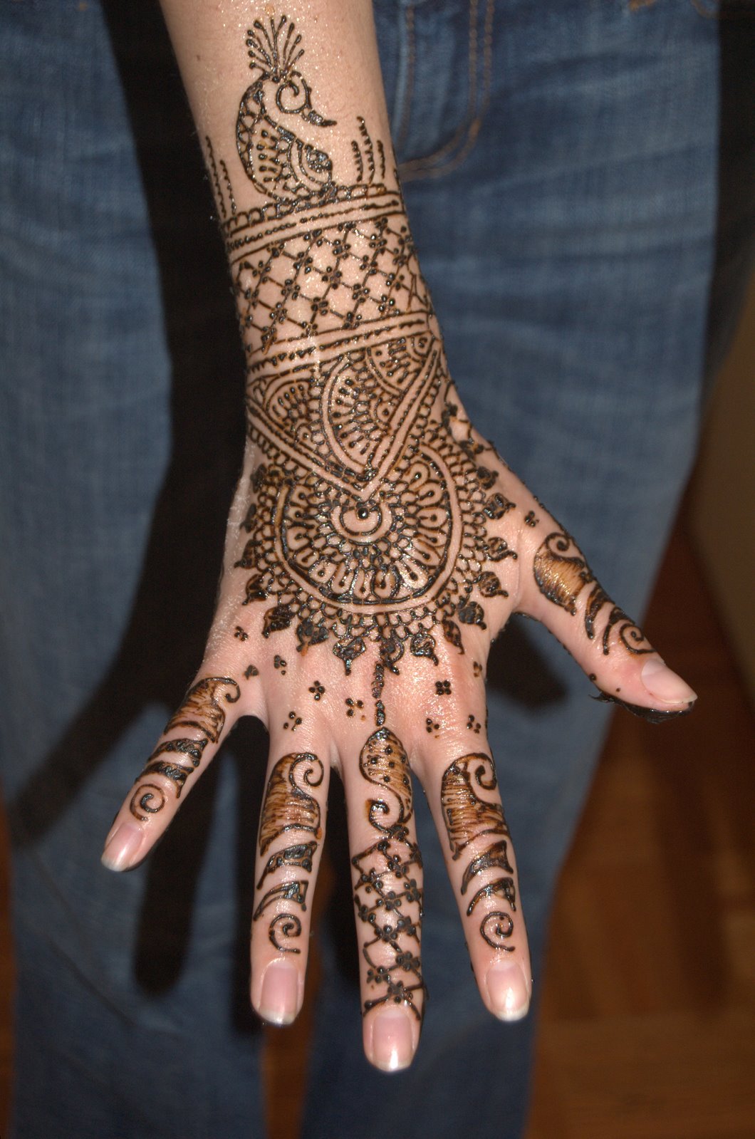 18 Fashion Henna Mehndi Design