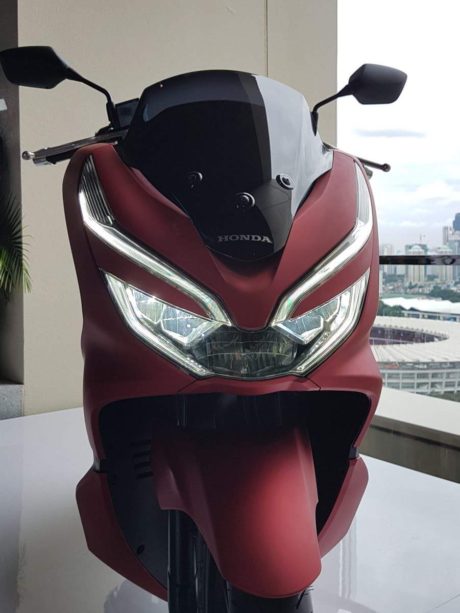 motor honda pcx terbaru 2018