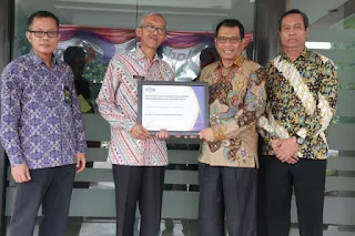  Pemkab Indramayu meraih penghargaan Maturitas Penyelenggaraan SPIP Level 3 dari Badan Pengawasan Keuangan Dan Pembangunan (BPKP) Perwakilan Provinsi Jawa Barat. 