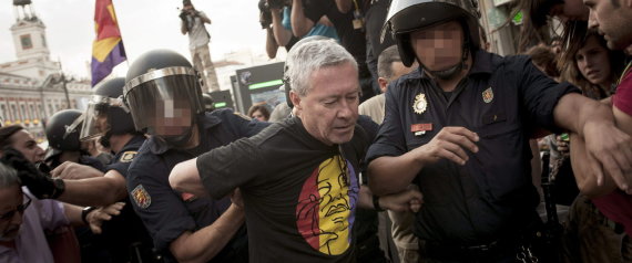 Jorge Verstrynge es absuelto de haber agredido a un policía durante la proclamación del Rey