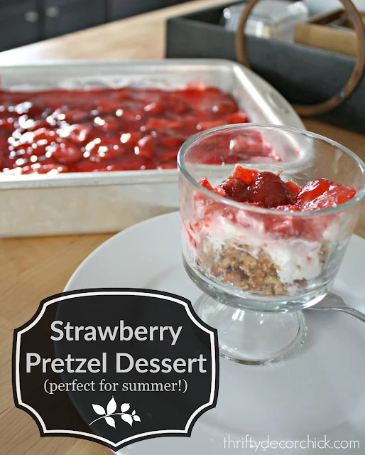 strawberry pretzel dessert