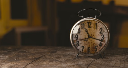 Sejarah Jam Penemu dan Manfaat Kehidupan Tentang Jam