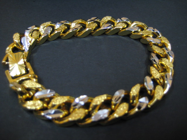 27 Top Populer Gelang Tangan Emas Putih