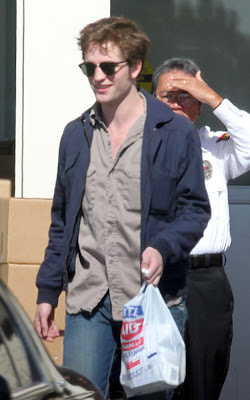 Robert Pattinson picture