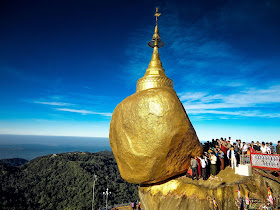 Kyaiktiyo, la pagoda sobre la roca dorada