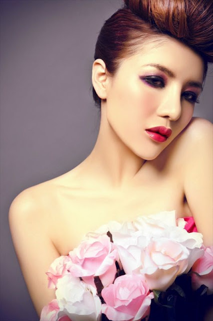 Chinese Model Lei Ke Er Photo Gallery