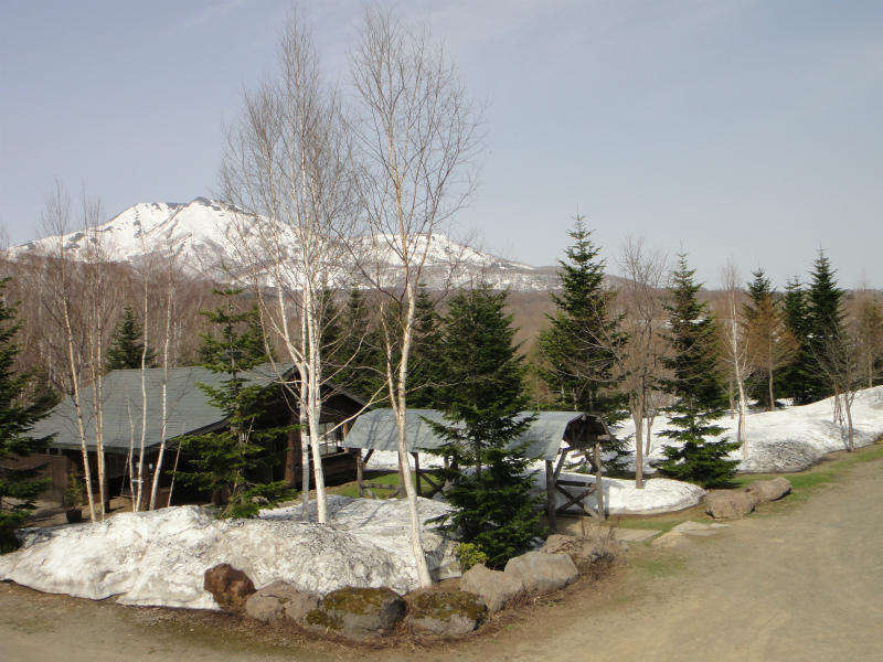 Niseko Sahina Camp Ground 4月 12