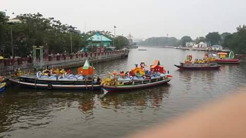 KUMPULAN GAMBAR DAN FOTO-FOTO JUKUNG PERAHU HIAS FESTIVAL 