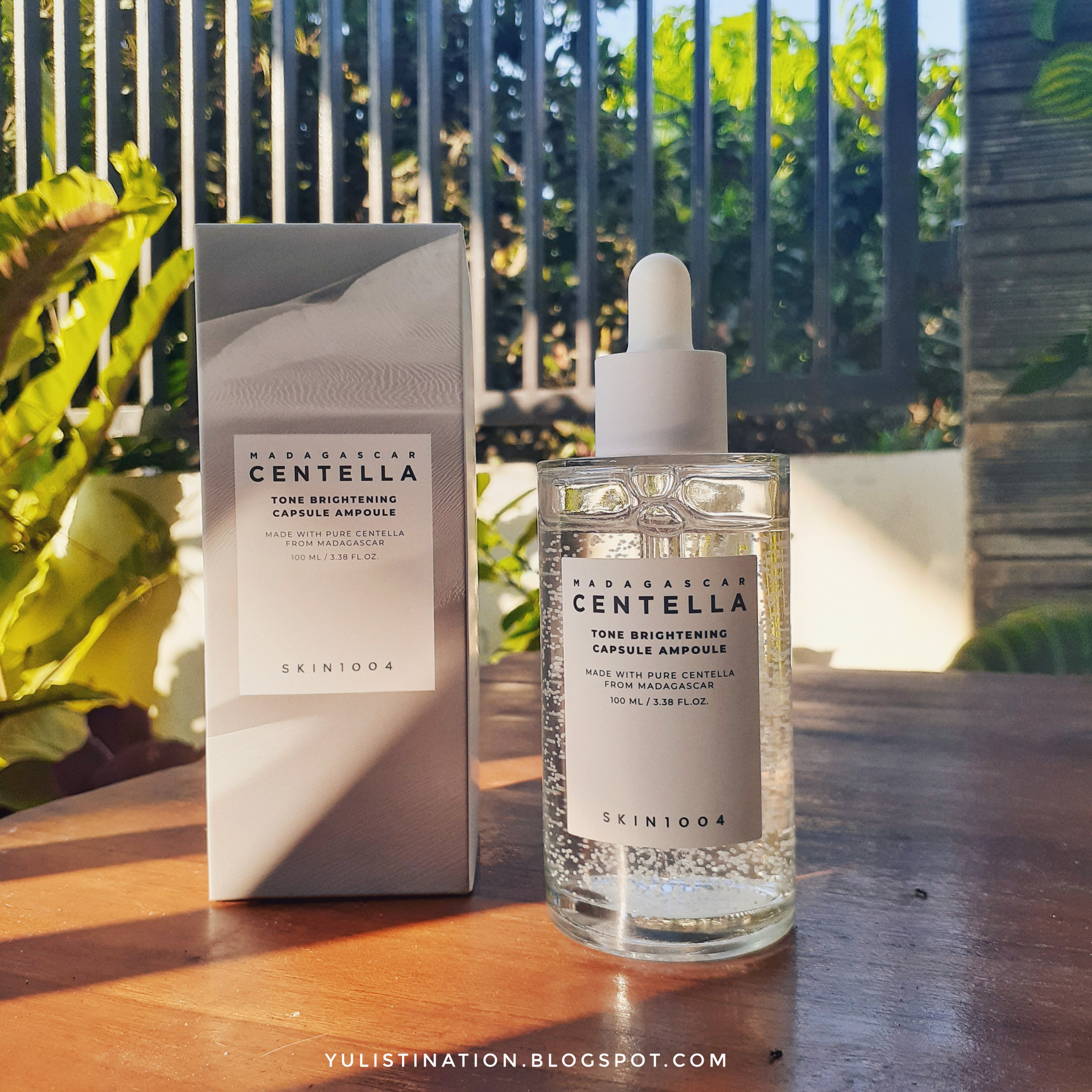 Skin1004 madagascar centella tone brightening. Skin 1004 ампула Tone. Skin1004 Centella Ampoule коробка фото. Skin1004 Tone Brightening boosting Toner up Sunscream.