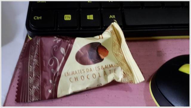 Emirates Dates & Almond Chocolate Burj Alham;Coklat Almond