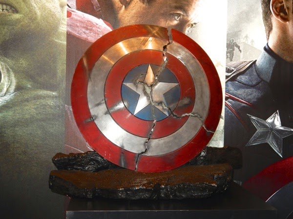 Broken Captain America shield prop Avengers Age of Ultron