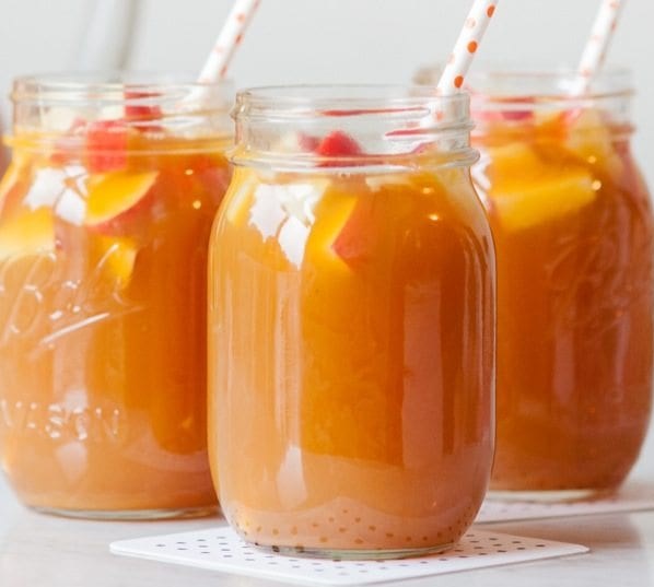 CARAMEL APPLE SANGRIA #drinks #sweets