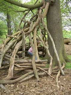 Natural Playground Inspiration {Outdoors Play, Organic Playgrounds}