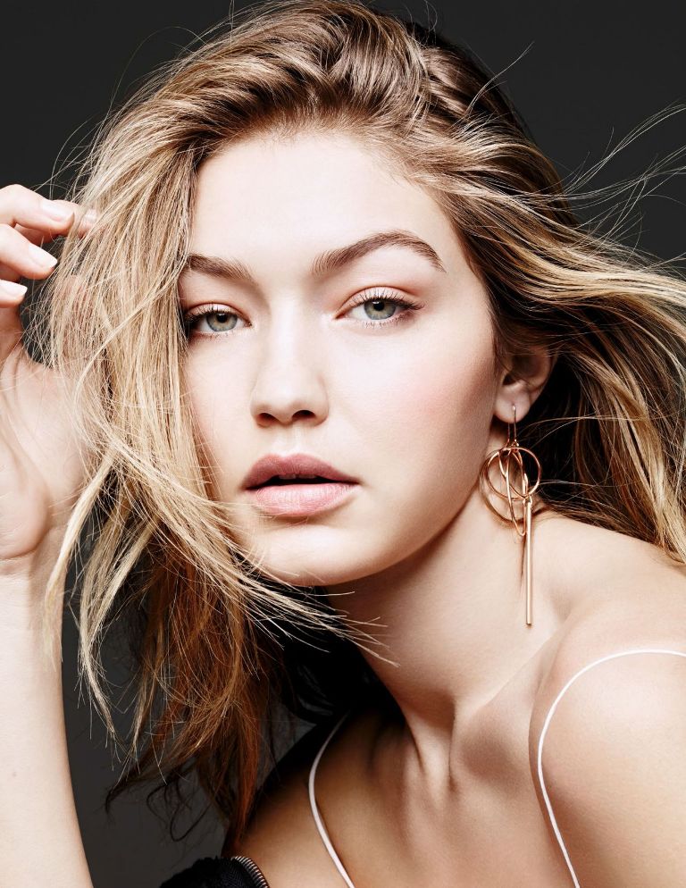 Gigi Hadid – Vogue Magazine China March 2016 Photo Shoot