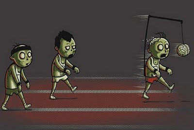 Zombies corriendo. HUMOR. CUIDADO con los HUEVOS