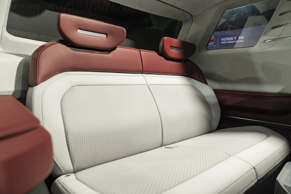 Mitsubishi DST Concept