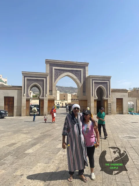 Bab Rcif gate and Place R'cif square, Fes el-Bali, Medina of Fez, Fes, Morocco, Africa