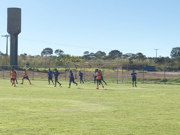 FUTEBOL: Elite vence e reassume a liderança do Campeonato Municipal