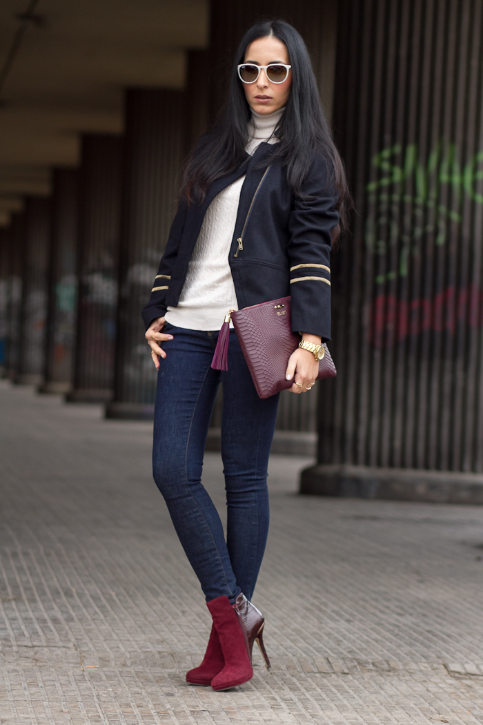 Streetstyle Look with Military Short Coat, Jeans and Burgundy Accessories