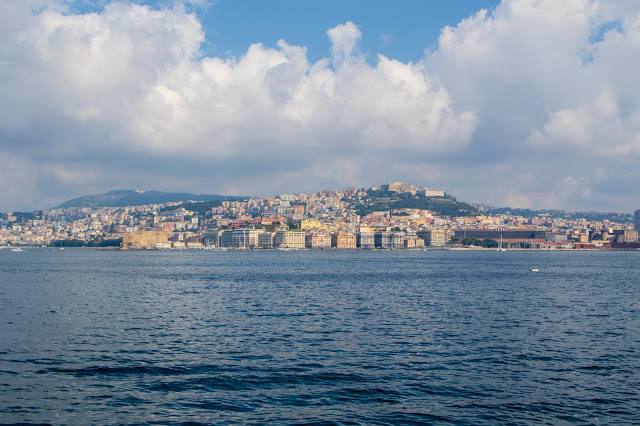 Napoli vista dal mare