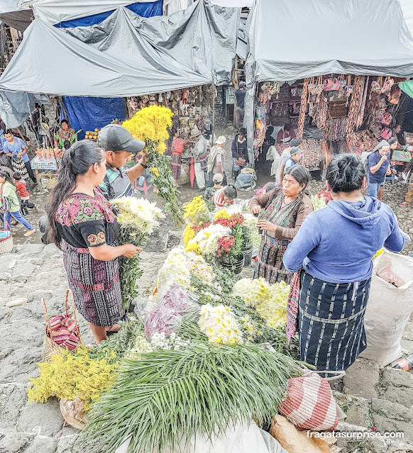 Mercado de Chichicastenango na Guatemala