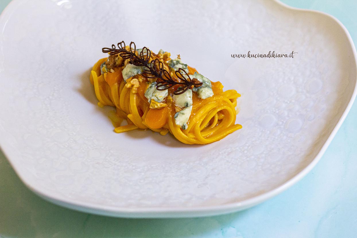 ricetta pasta zucca facile