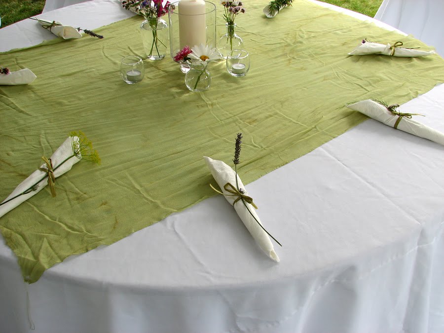 Green wedding table decor