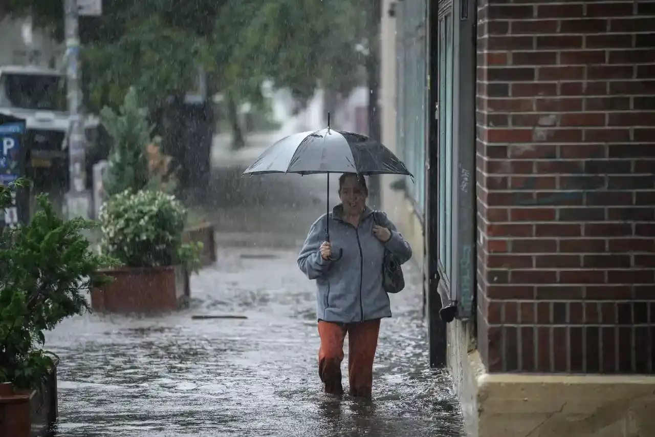 فيضانات نيويورك' الكارثية' تتسبب في إعلان حالة الطوارئ(فيديوهات)
