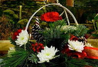 Christmas Flower Basket Ideas