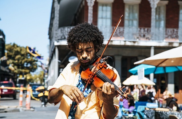 Beautiful Gifts to spice up your relationship with him: Musical Instrument