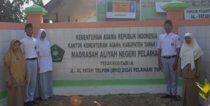 Disbudparpora Berikan Apresiasi Tiga Paskibra MAN Pelaihari