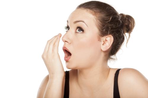 5 Tips Agar Bau Mulut Tidak Menyengat Saat Puasa