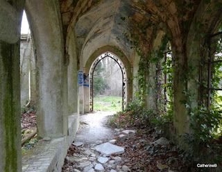 urbex-essonne-manoir-domaine-3-colonnes-jpg