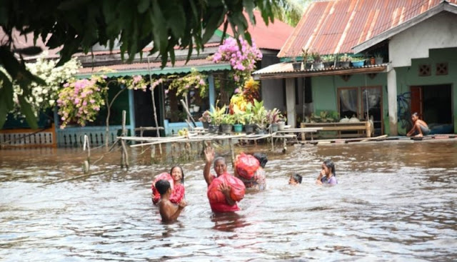 Pemkab Sintang Liburkan Sekolah Terdampak Banjir