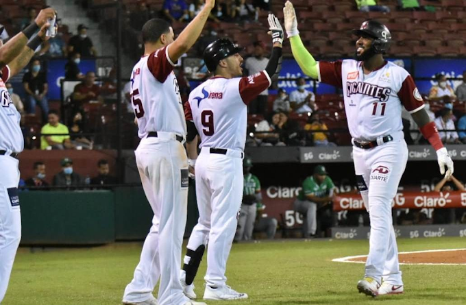 Gigantes hunden a las Aguilas; las Estrellas vencen al Licey en beisbol