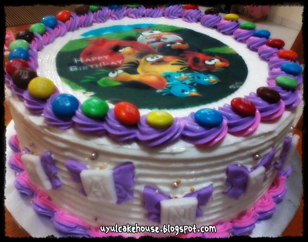 UyuL Cake House: Besday Kek edible image