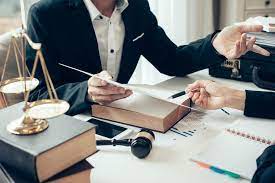 Legal Administrative Assistant adalah